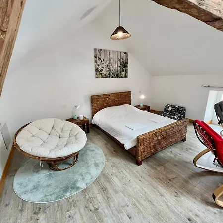 Apartment Chez Marcel - Privee & Espaces Communs Lussac-les-Chateaux